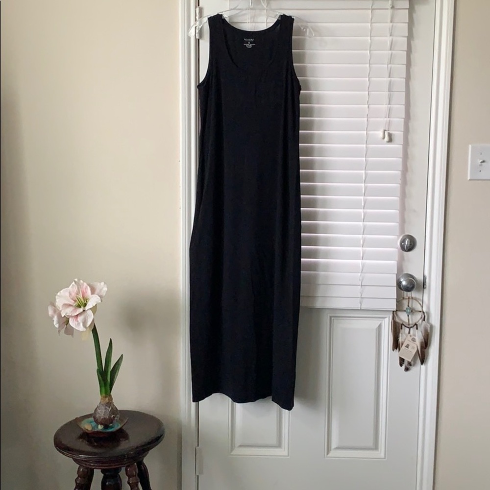 Sonoma Lifestyles Long Black Maxi - Sz M